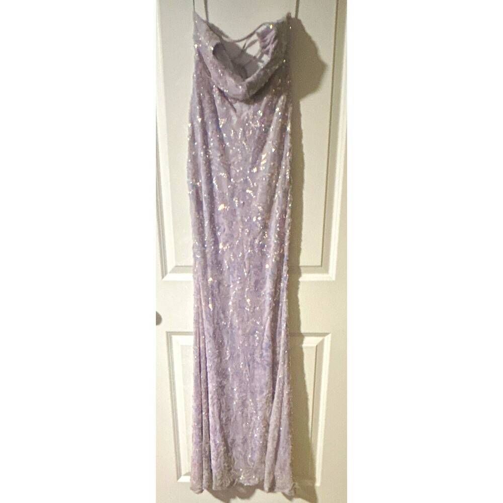 Windsor Lavender Sequin Mesh Sweetheart Strappy Long Dress: Size XS. HOCO/Prom